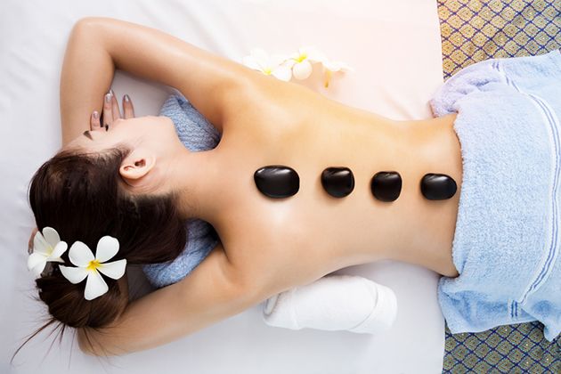Massage Đá Nóng